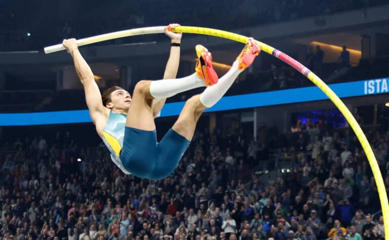 Armand Duplantis yritti maailmanennätystä kolme kertaa