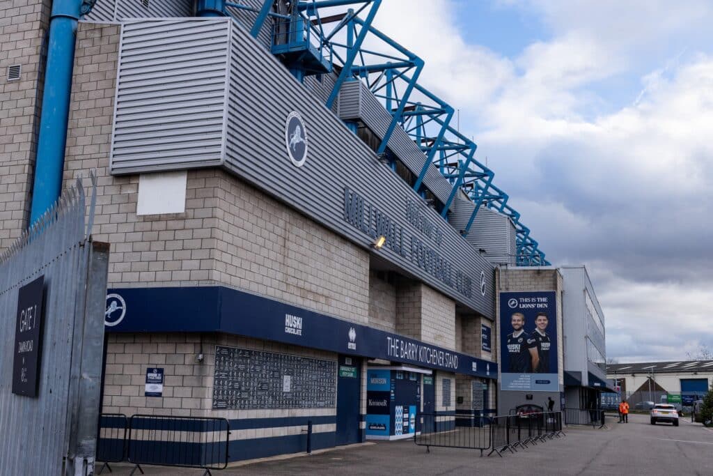 Millwallin faneilta vastenmielistä käytöstä - "Antakaa hänen kuolla" Millwallin faneilta vastenmielistä käytöstä – ”Antakaa hänen kuolla”