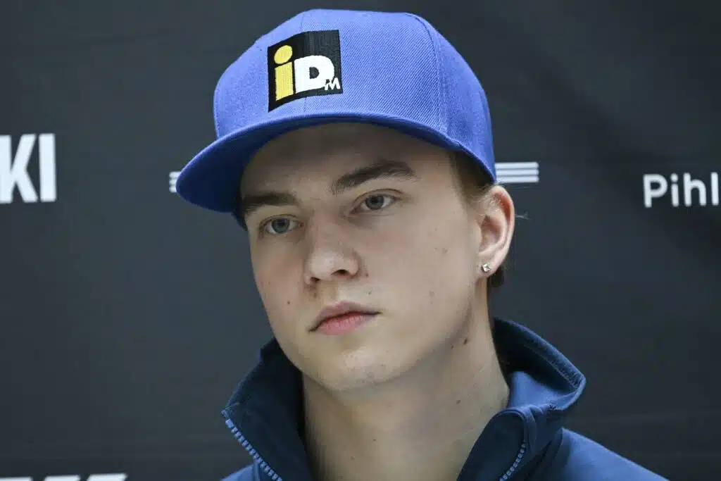 MM-kisoissa hylätty suomalainen latasi tylyä tekstiä Ylelle: "Ihan naurettavaa" MM-kisoissa hylätty suomalainen latasi tylyä tekstiä Ylelle: ”Ihan naurettavaa”