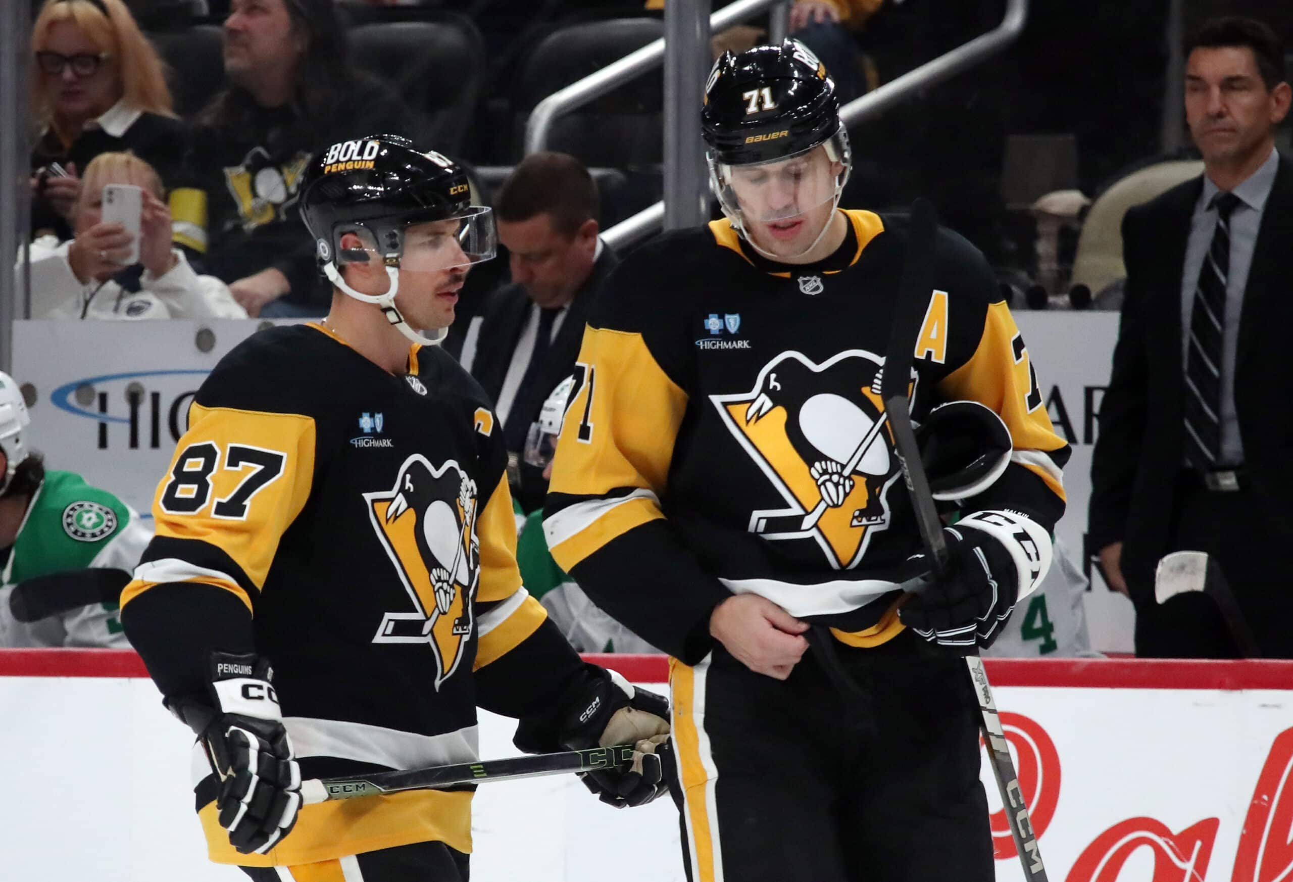 NHL-seura teki kovan ratkaisun – kokematon mies kovaan tehtävään