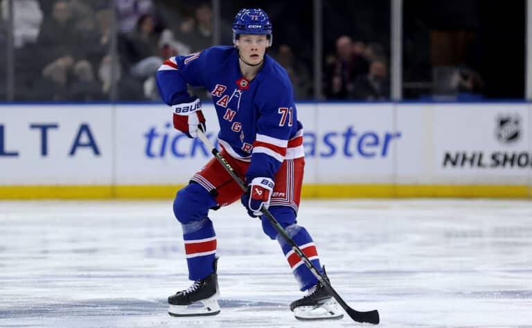 Juuso Pärssinen vahvistamaan Leijonien MM-joukkuetta