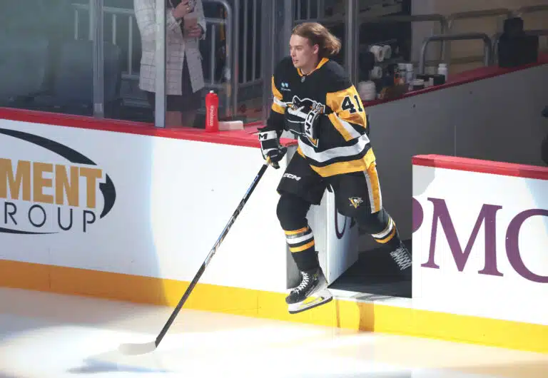 Ville Koivunen pääsi heti Sidney Crosbyn rinnalle