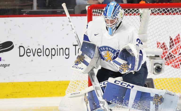 Kuuluisassa yliopistossa pelannut suomalaismaalivahti liittyi NHL-seuran farmijoukkueen vahvuuteen Kuuluisassa yliopistossa pelannut suomalaismaalivahti liittyi NHL-seuran farmijoukkueen vahvuuteen