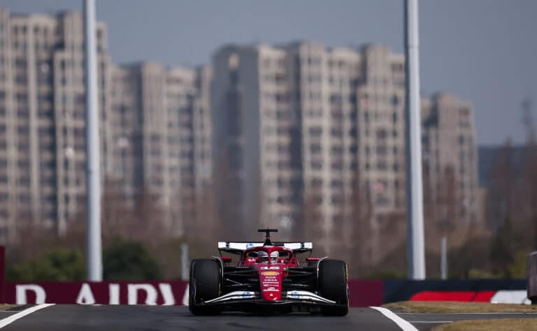 F1-tähti latasi tylyä tekstiä: ”Enemmänkin rukoilen”