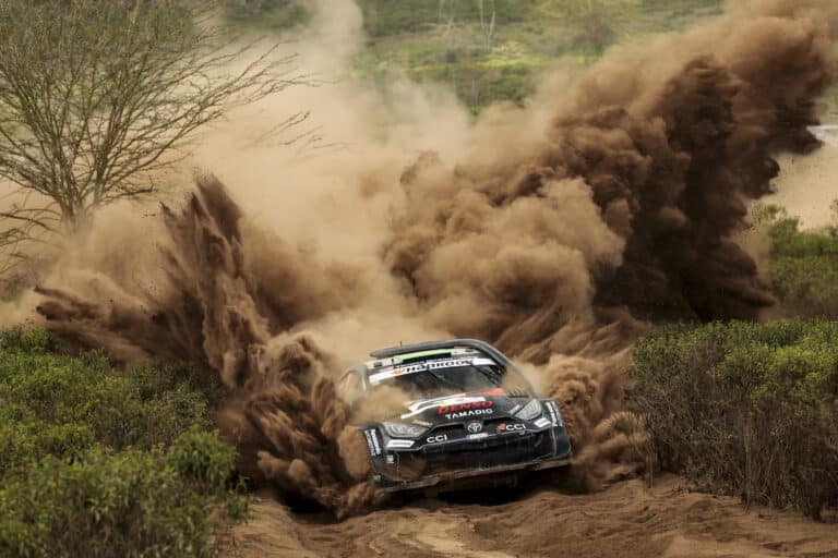 Elfyn Evans Kenian MM-rallin kuningas – toinen Toyota-kuski teki karmaisevan virheen päätöspätkällä