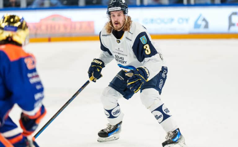 IS: SM-liigan pelaajan kausi päättyi järkyttävällä tavalla