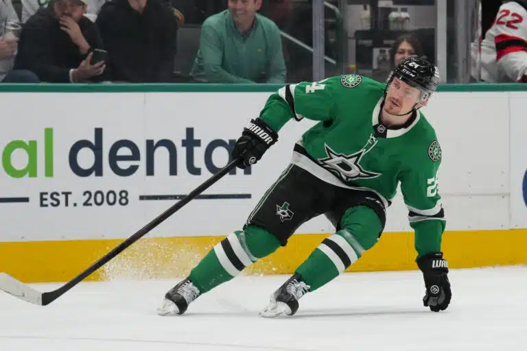 Roope Hintz suitsutti NHL:n parasta maalivahtia – ”Löydettävä keinot tehdä maali”