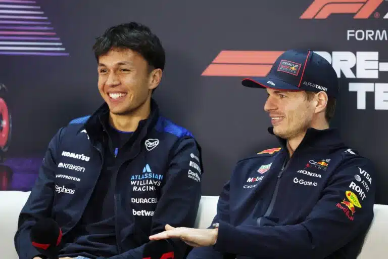 Tämä kuljettaja antoi myrskyvaroituksen F1-kisassa – piti kuitenkin tiukasti jalat maassa