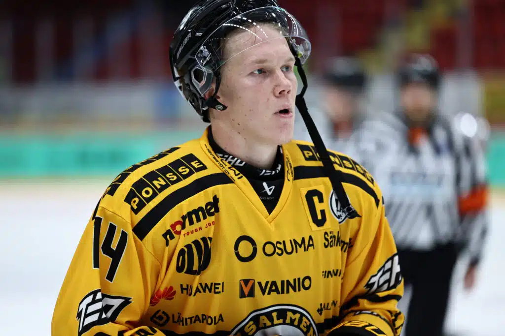 SM-liigaseura pestasi NHL-legenda Kimmo Timosen pojan