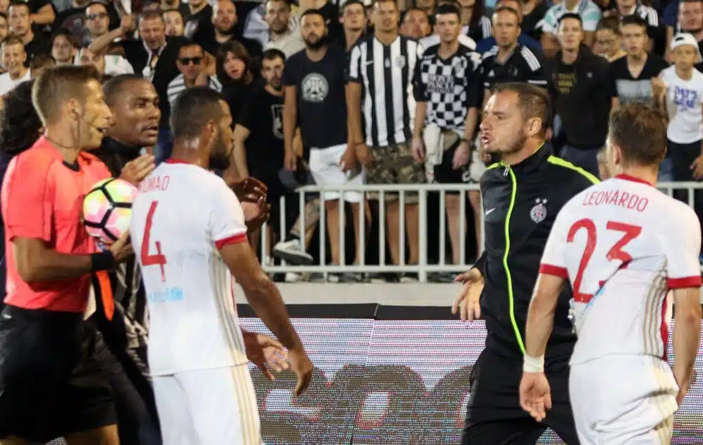 Entinen huippujalkapalloilija kuoli 42-vuotiaana