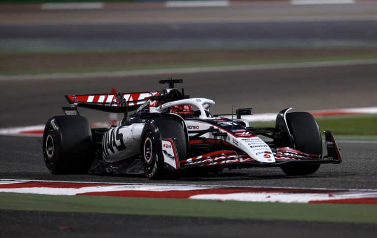 F1-talli ajattaa Toyota-kuljettajia testeissä