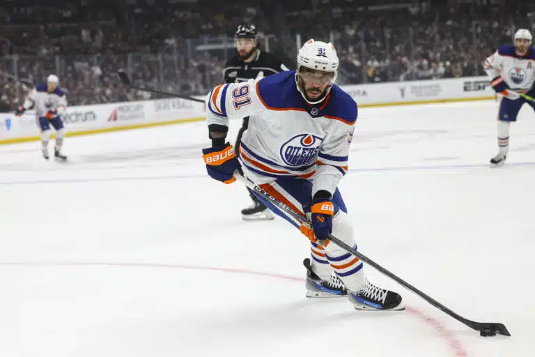 Nyt tärähti – entiseltä Suomen kovanyrkiltä väkevä näkemys NHL:n siirtohuhuihin