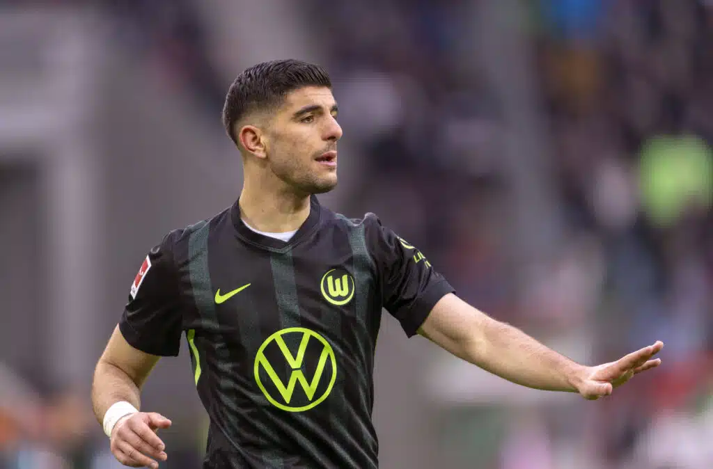 Liverpool katsonut Virgil van Dijkille korvaajan