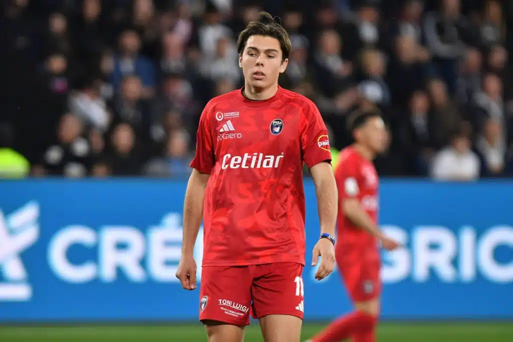 Italialaislegenda Gianluigi Buffonin poika valitsi äitinsä kotimaan maajoukkueekseen