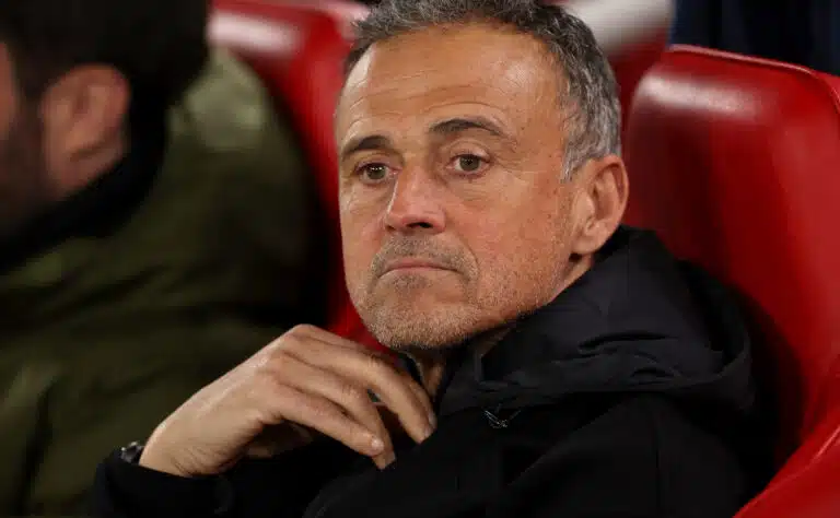 Manchester United joutuu tiukan päätöksen eteen – todella kova nimi sanoi ”kiitos ei”