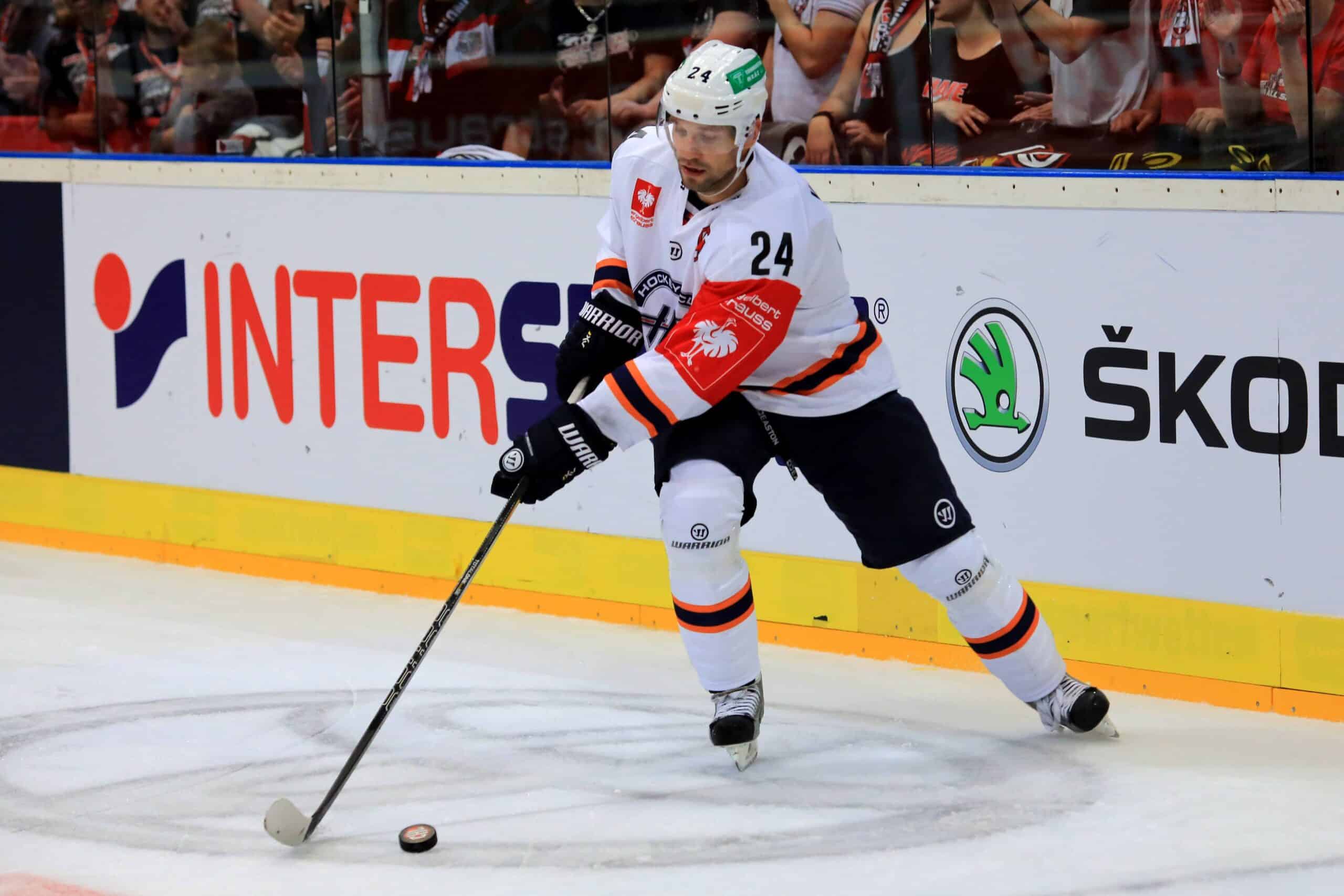 Entinen NHL-pelaaja kuoli traagisessa onnettomuudessa