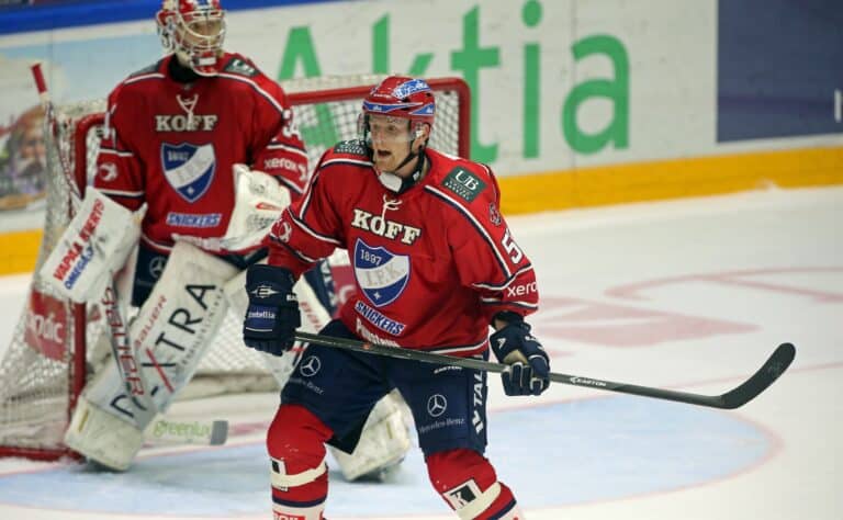 HIFK:n entinen ulkomaalaisvahvistus kävi kuoleman porteilla - puoliso joutui elvyttämään keskellä yötä HIFK:n entinen ulkomaalaisvahvistus kävi kuoleman porteilla – puoliso joutui elvyttämään keskellä yötä