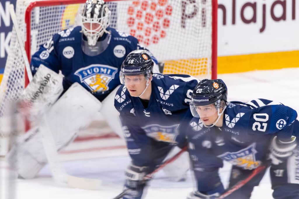 Leijonien pelaaja vaihtaa maisemaa Leijonien pelaaja vaihtaa maisemaa
