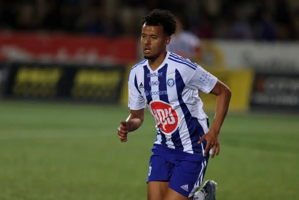 MTV: KuPS hankki Huuhkajista tutun pelaajan – sopimus julkaistaan huomenna