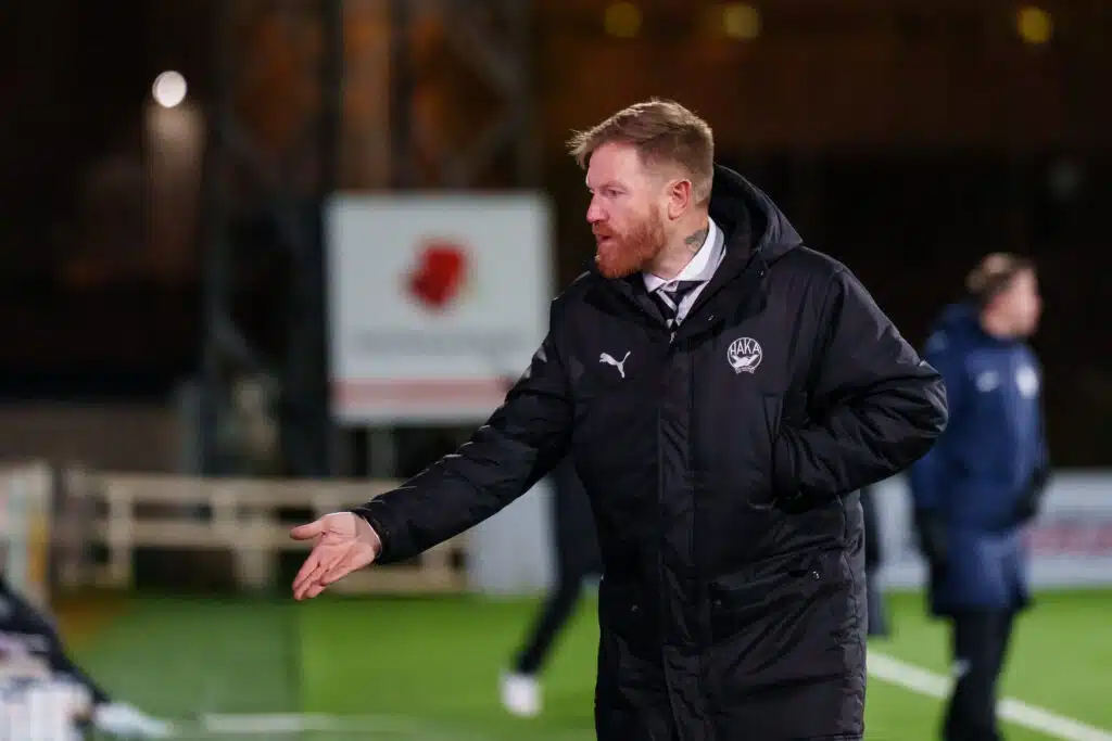 Veikkausliiga-seuran päävalmentajalta selvä viesti pelaajilleen