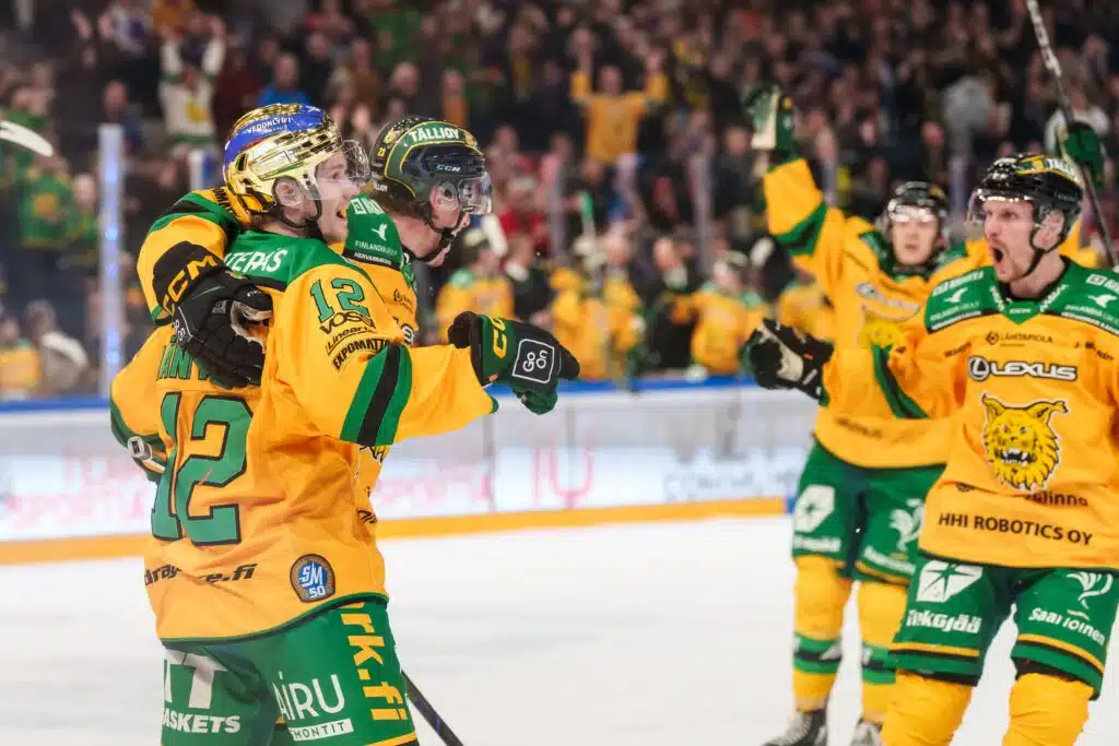 Jääkiekon Suomen mestari vaihtuu tänä keväänä – Ilves murskasi Tapparan ja lähetti dynastian kesälomalle