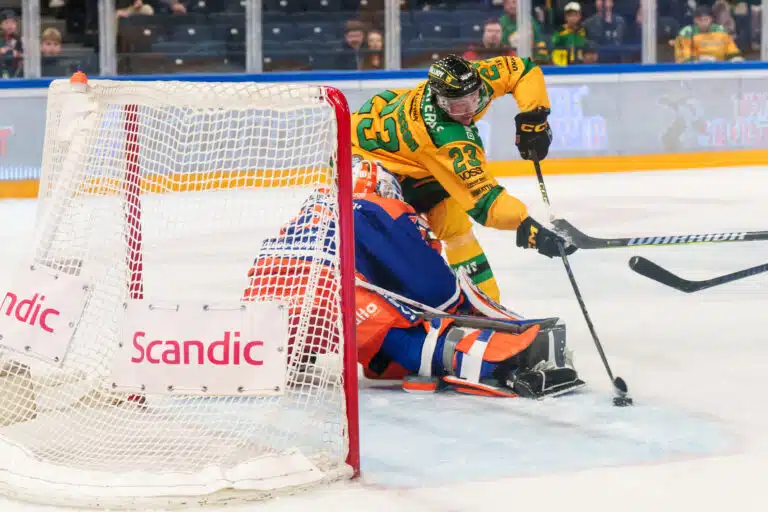 Tampereella nähdään heti paikallispeli ja Olli Jokisen ensi-ilta