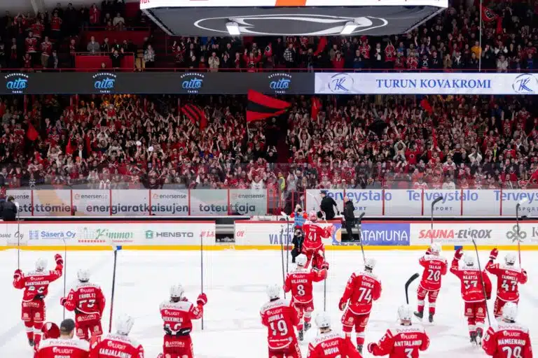 Ässät lainasi hyökkääjänsä Mestikseen