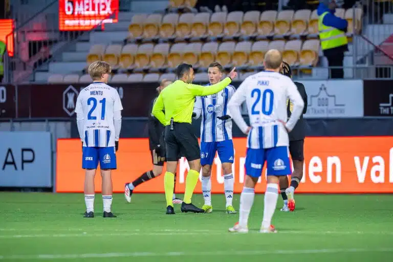 HJK vinoili paikallisvastustajalleen