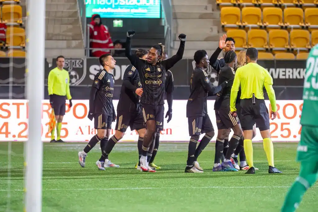 Veikkausliigan kärkitaistelu tiivistyi dramaattisella tavalla: ”Meillä on fantastinen joukkue”