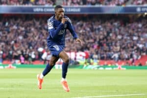 PSG rynni finaaliin – Tuomaritoiminta puhutti