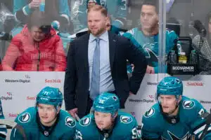 Nyt jysähti NHL:ssä - jättisopimus kävi toteen Ryan Warsofsky San Jose Sharks