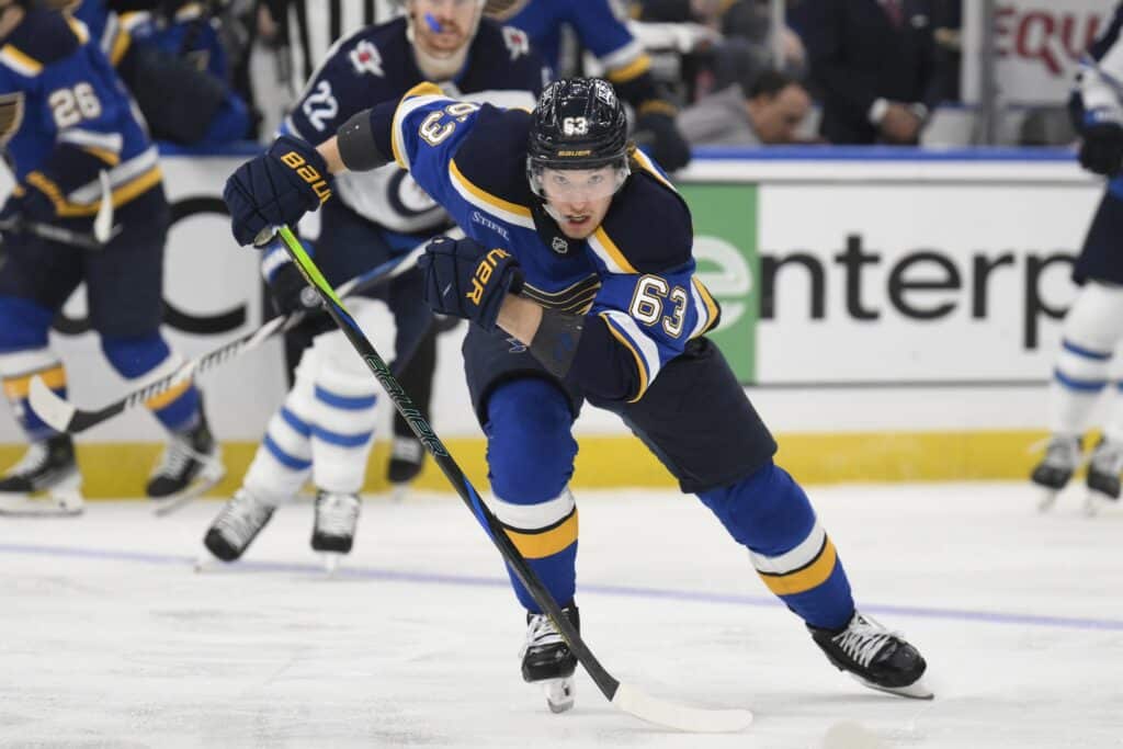 NHL:n pudotuspeleissä hurja temppu - 23-vuotias kanadalainen nousi harvalukuiseen joukkoon NHL:n pudotuspeleissä hurja temppu – 23-vuotias kanadalainen nousi harvalukuiseen joukkoon