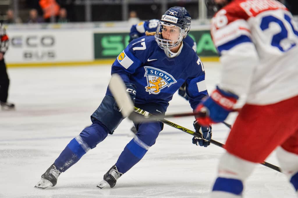 Susanna Tapani iski Naisleijonat MM-mitalipeleihin Susanna Tapani iski Naisleijonat MM-mitalipeleihin
