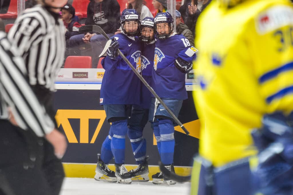 Naisleijoniin muutos MM-pronssiotteluun Naisleijoniin muutos MM-pronssiotteluun