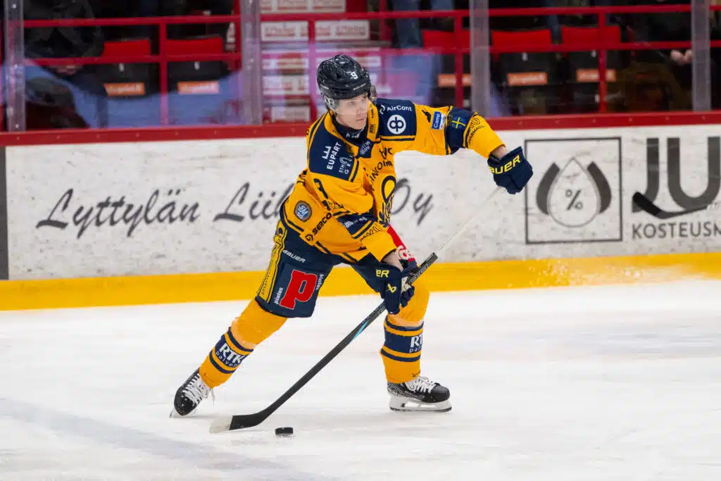 Lukolta kova sopimusuutinen – ”Liigan paras pakkipari”