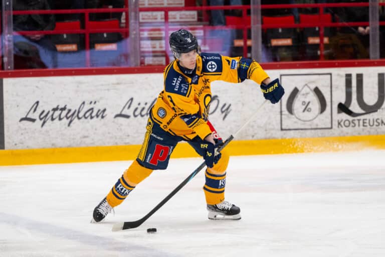 Lukolta kova sopimusuutinen – ”Liigan paras pakkipari”