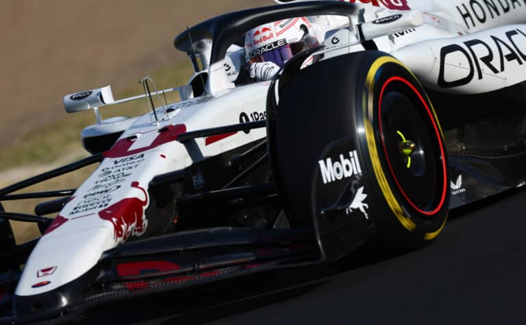 Max Verstappenin mitta alkaa olla täynnä Red Bulliin Max Verstappenin mitta alkaa olla täynnä Red Bulliin