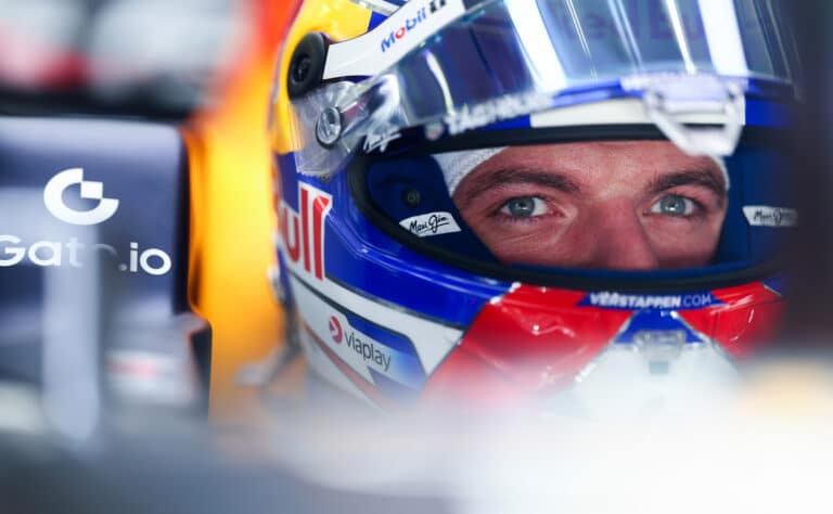 Nyt tuli uusi väite Max Verstappenille tehdystä jättitarjouksesta – näin Aston Martin kommentoi asiaa Nyt tuli uusi väite Max Verstappenille tehdystä jättitarjouksesta – näin Aston Martin kommentoi asiaa