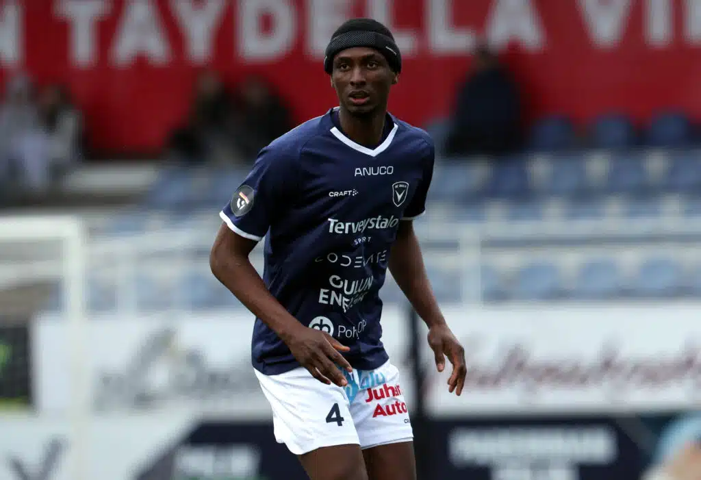 Veikkausliigan seura hankki kolme ulkomaalaispelaajaa