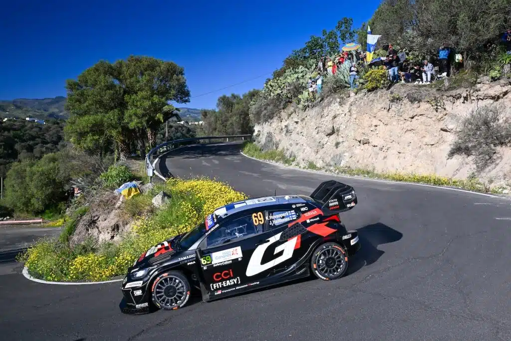 Kalle Rovanperä on mykistävässä iskussa – Sebastien Ogierin kommentti kertoo kaiken