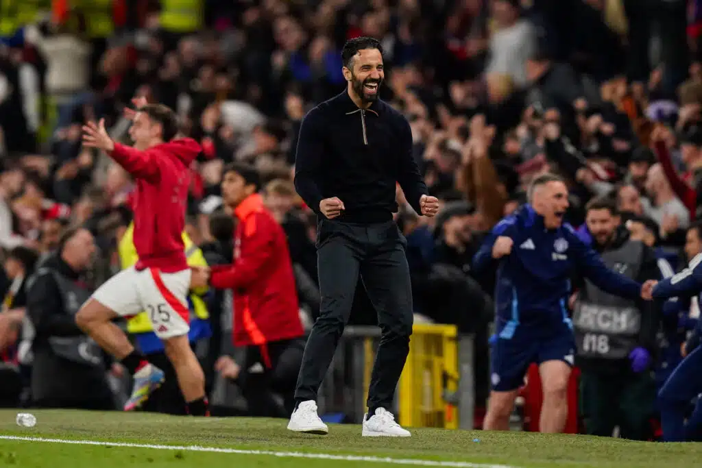 Mieletön ottelu – ManU pelastui kuilun partaalta