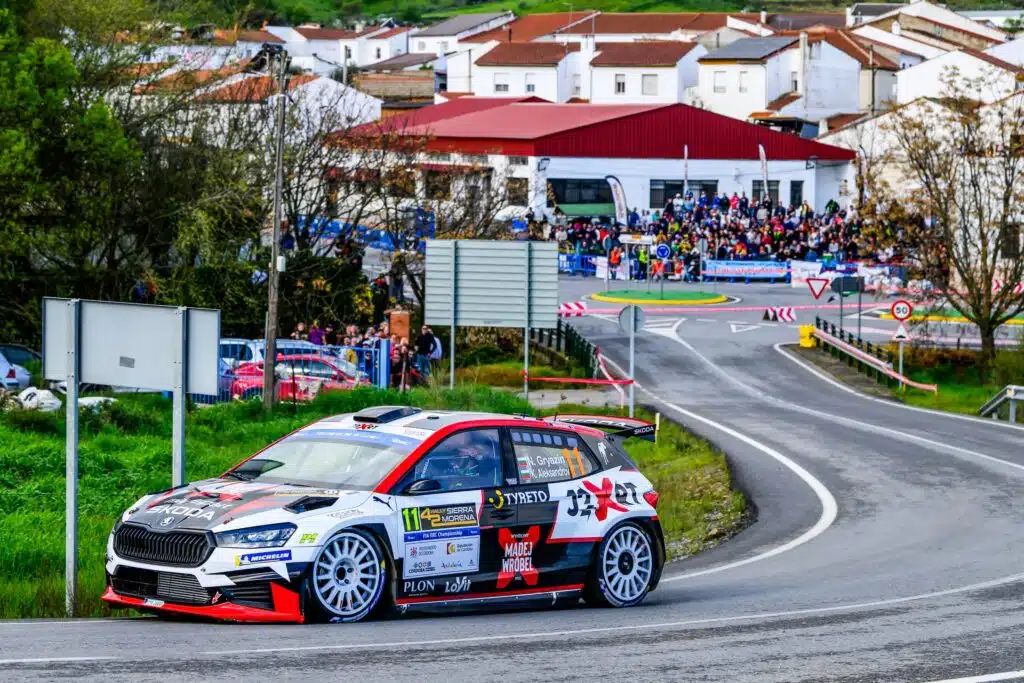 ”Bulgarialainen” kuski voitti EM-rallin ylivoimaisesti, suomalaisilla meni metsään