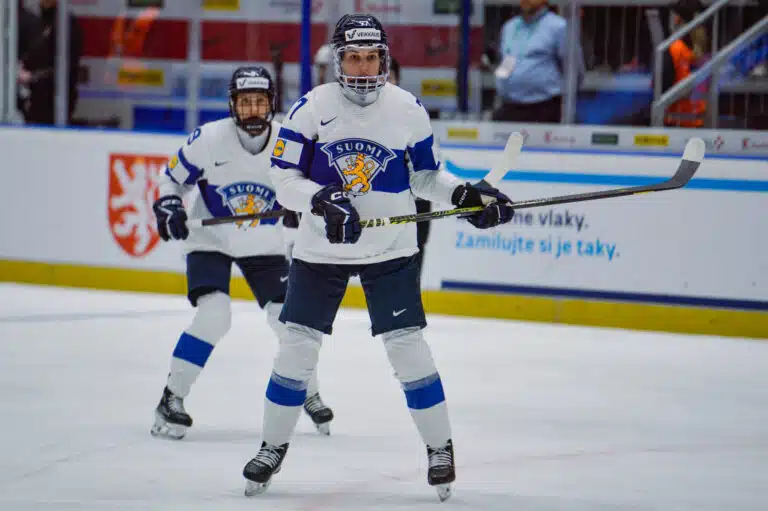 Suomi hiljensi kotiyleisön jääkiekon MM-kisoissa