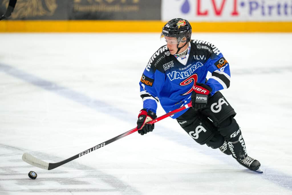 Kärpät hankki tutun hyökkääjän – ”Hyvältä tuntuu palata” Kärpät hankki tutun hyökkääjän – ”Hyvältä tuntuu palata”