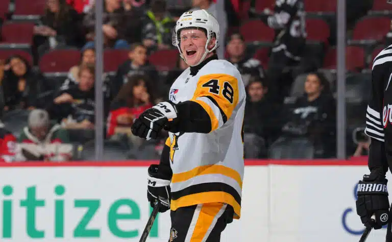 Suomalaispelaaja kaupattiin NHL:ssä