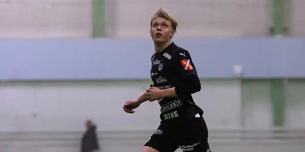 Veikkausliigaseura hankki laiturin – ”Hänen asenteensa on loistava”