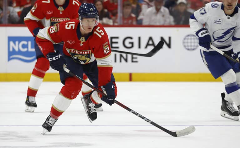 Florida Panthers on jo tukalassa tilanteessa NHL:ssä – suomalaistähti kertoi mitä pitäisi tehdä