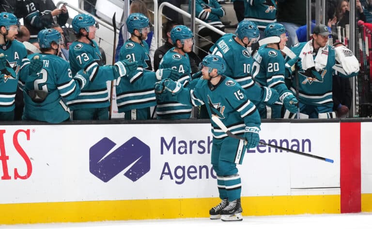 Venäläinen NHL-kiekkoilija palaamassa KHL:ään - isältä rajua tilitystä Venäläinen NHL-kiekkoilija palaamassa KHL:ään – isältä rajua tilitystä