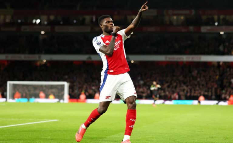 Arsenal sorvaamassa jatkosopimusta luottopelaajansa kanssa Arsenal sorvaamassa jatkosopimusta luottopelaajansa kanssa