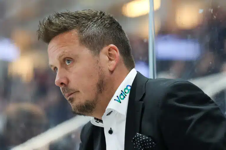 Entinen Leijona-valmentaja Lauri Marjamäki tehnyt uuden sopimuksen